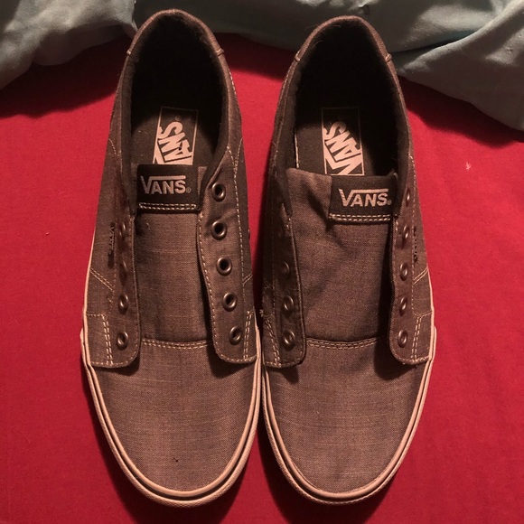 Vans - Picture 2 of 4